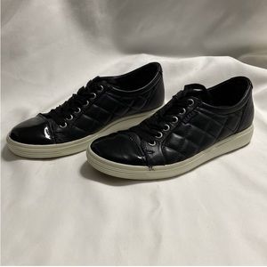 ECCO BLACK LEATHER SHOE; SIZE EU 35/US 5; GUC